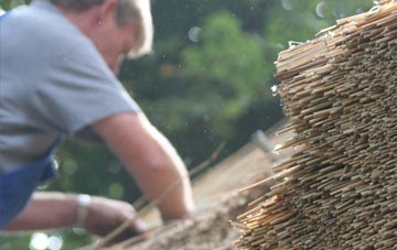 professional Woodhall thatchers